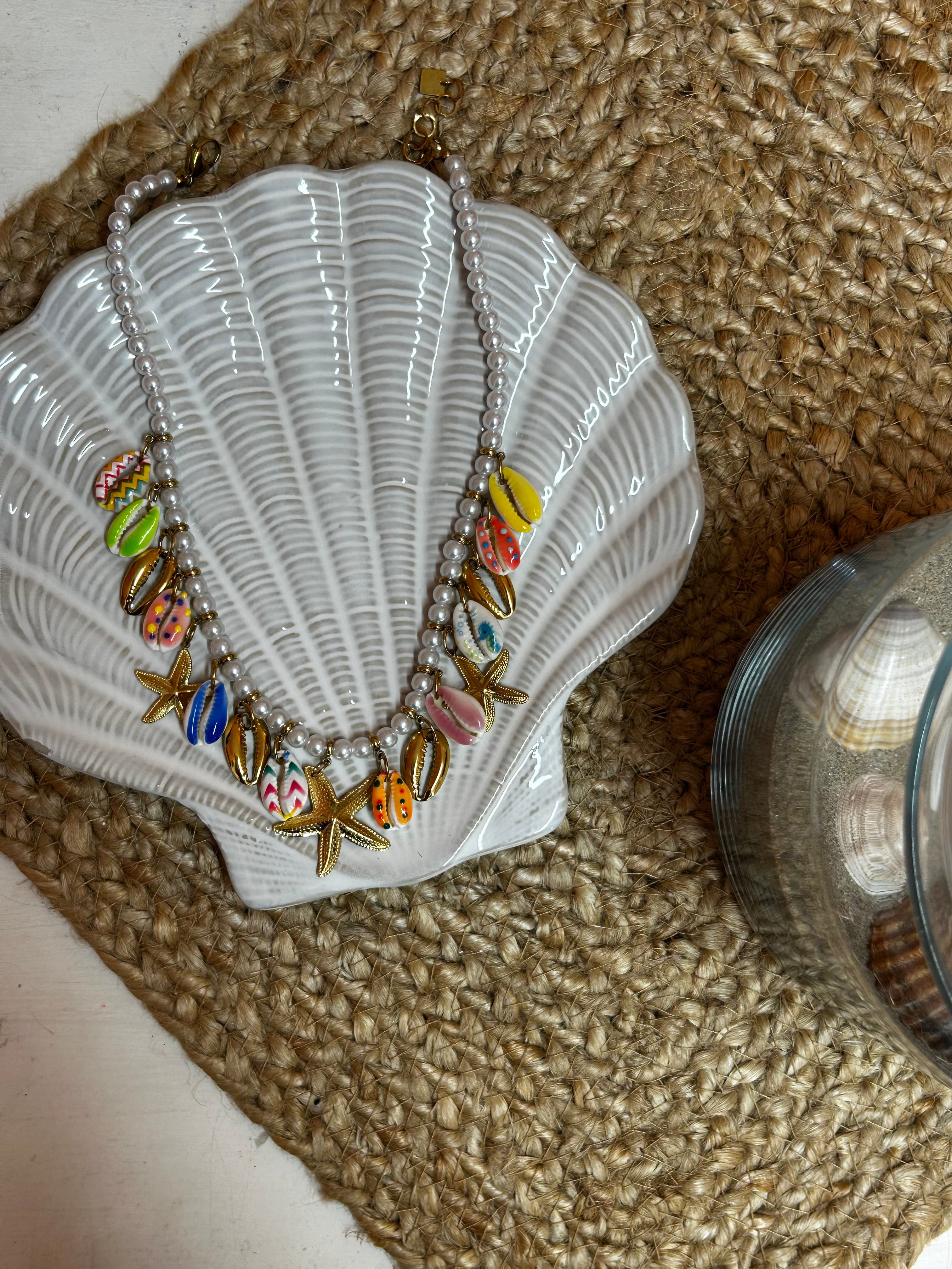Collier breloques coquillages